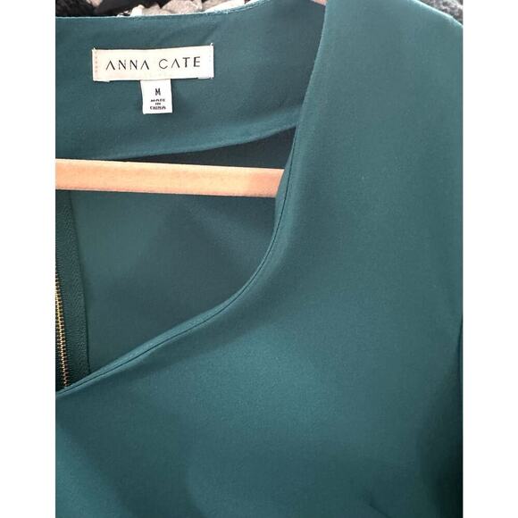 ANNA CATE Pacific Green Kylie Layered Peplum Bell Sleeve Dress - Sz Medium - Picture 3 of 6